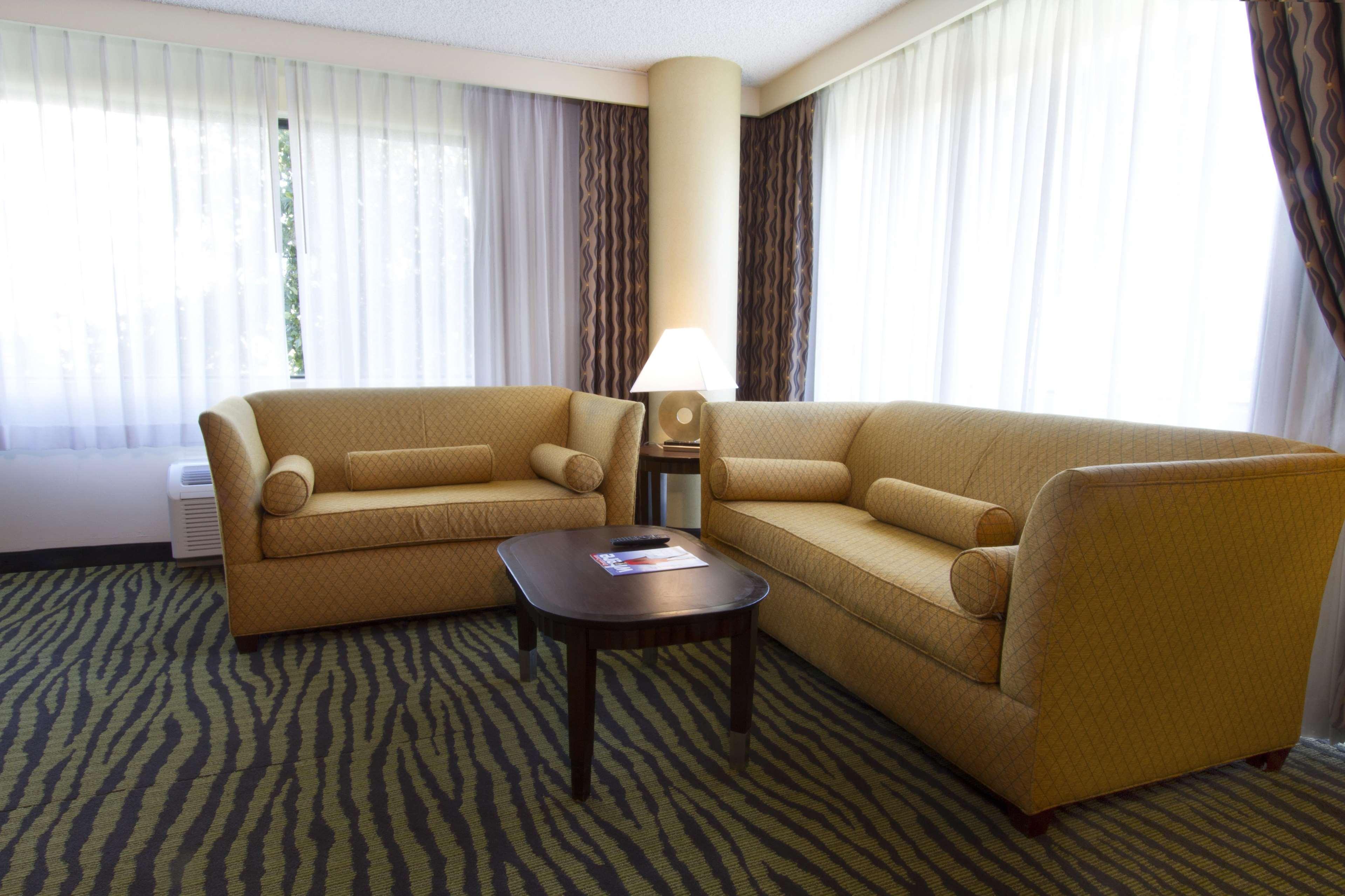 Doubletree By Hilton Orange County Airport Ξενοδοχείο Σάντα Άνα Εξωτερικό φωτογραφία