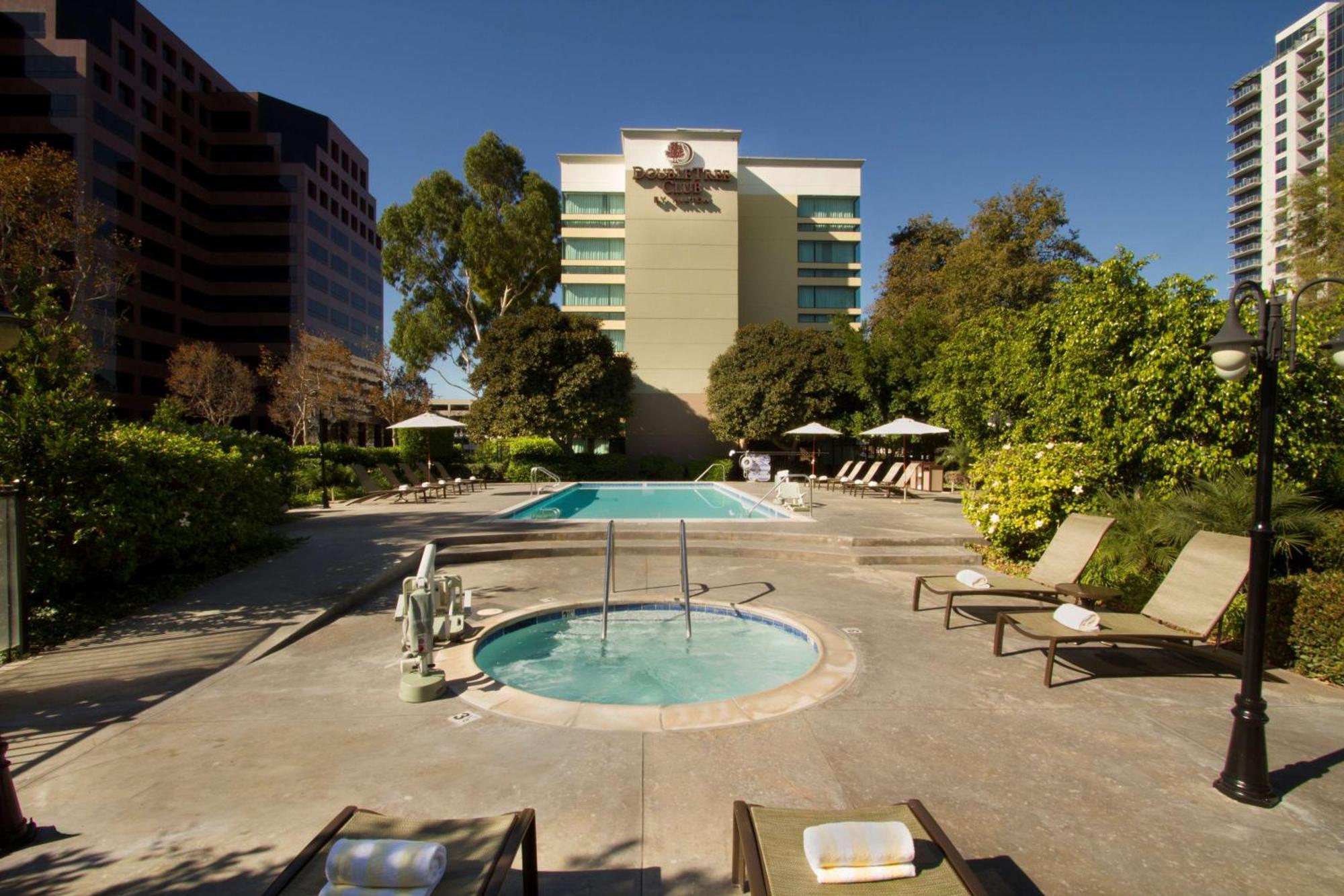 Doubletree By Hilton Orange County Airport Ξενοδοχείο Σάντα Άνα Εξωτερικό φωτογραφία